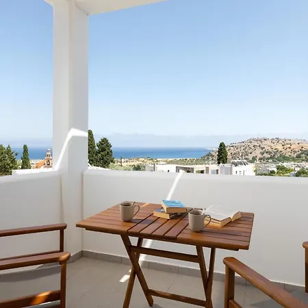Mariani Renovated 2022 ,private Pool, Sea Views , Lindos 10 Mins,beach 3 Mins
